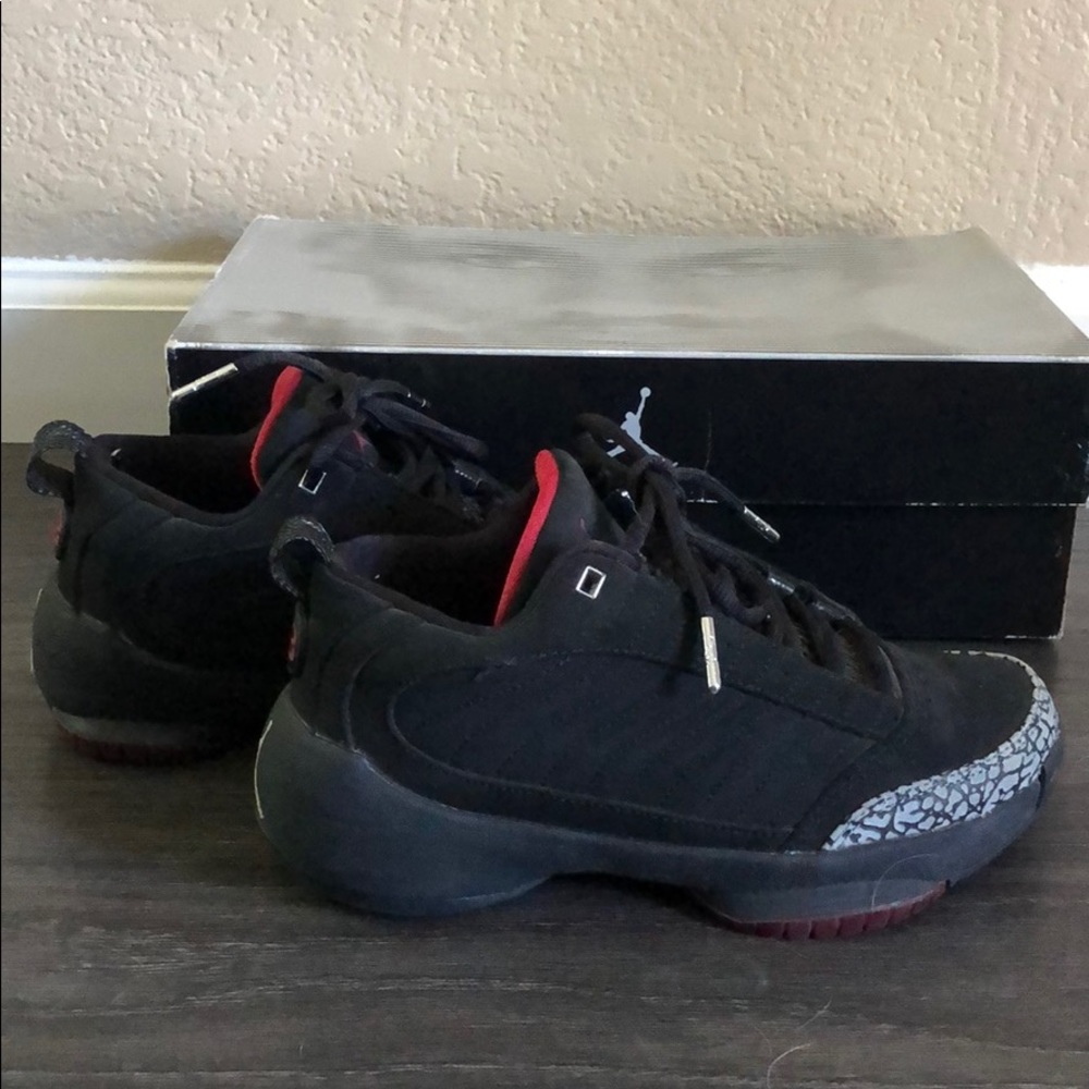 Boys Air Jordan’s XIX low